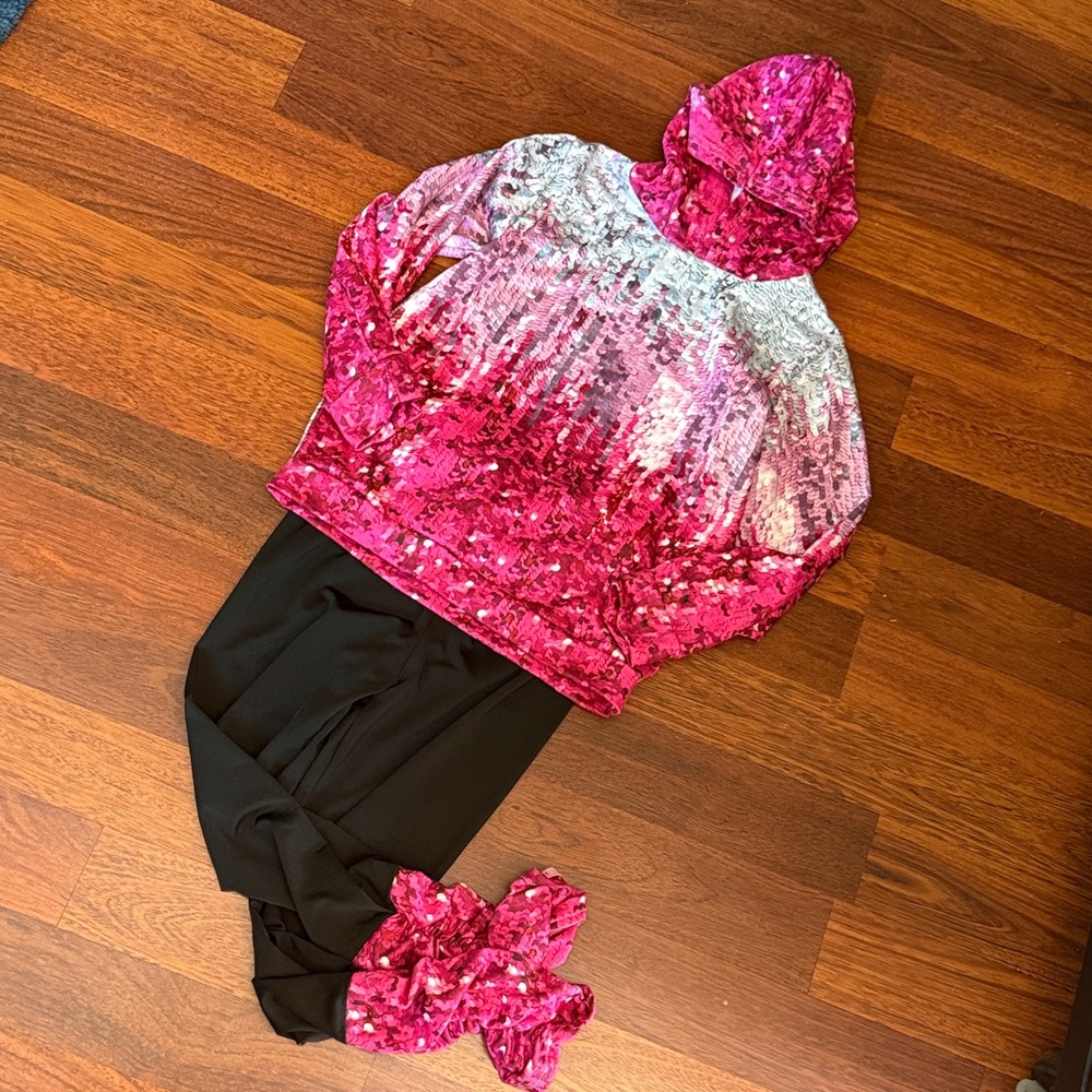 SHEIN Pink Sequin Ombre Hoodie & Black Pants Kids Matching Set